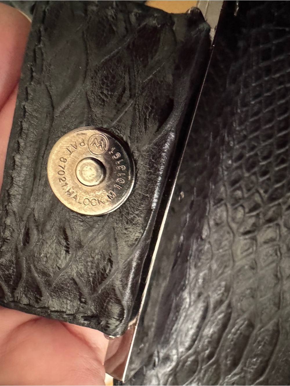 Charles David Black Leather Snakeskin Embossed Barrel Shoulder Bag - Picture 12 of 12